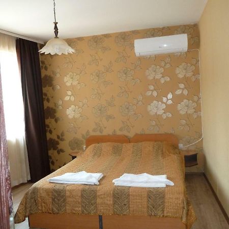 Tarnovski Dom Guest Rooms Veliko Tarnovo Kültér fotó