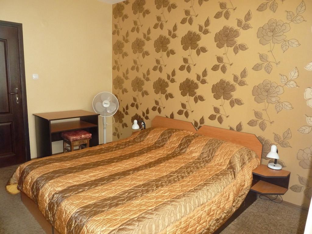 Tarnovski Dom Guest Rooms Veliko Tarnovo Szoba fotó